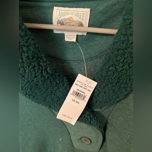 American eagle sweater